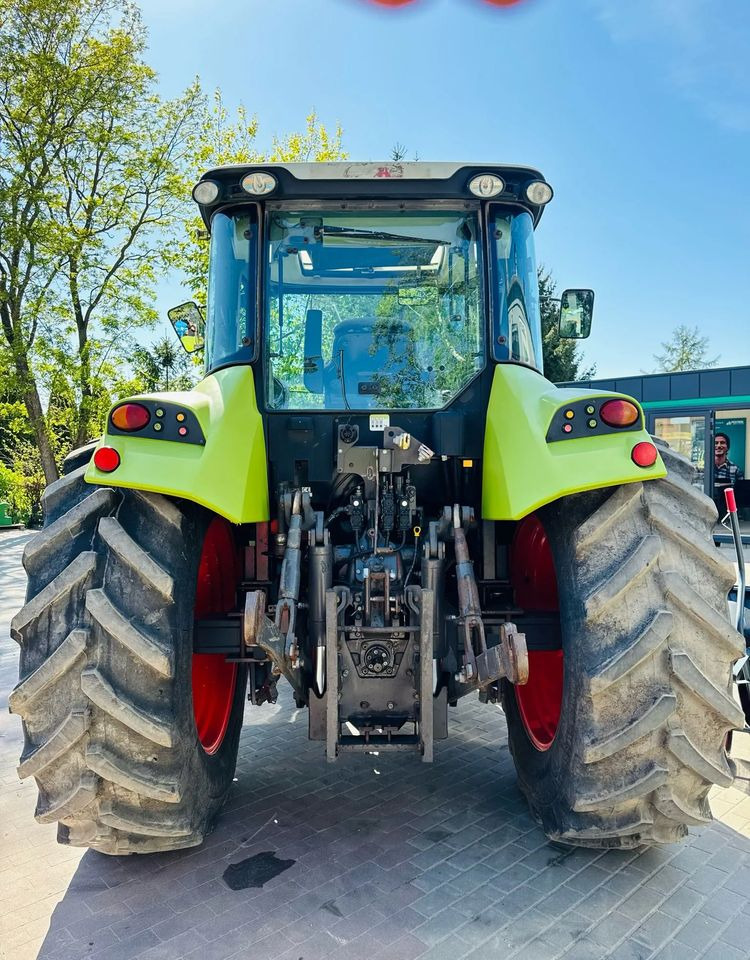 Claas Arion 410 - Τρακτέρ: φωτογραφία 3 Claas Arion 410 - Τρακτέρ: φωτογραφία 3