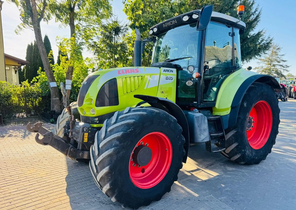 Claas Arion 640 CEBIS - Τρακτέρ: φωτογραφία 1 Claas Arion 640 CEBIS - Τρακτέρ: φωτογραφία 1