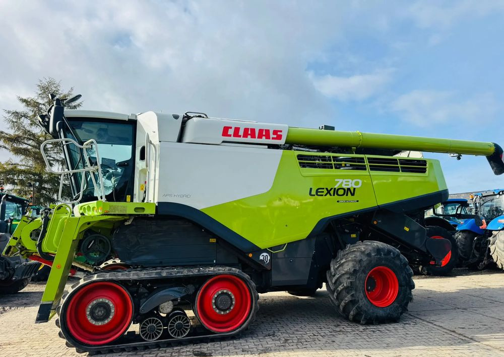 Claas Lexion 780 TT - Θεριζοαλωνιστική μηχανή: φωτογραφία 1 Claas Lexion 780 TT - Θεριζοαλωνιστική μηχανή: φωτογραφία 1