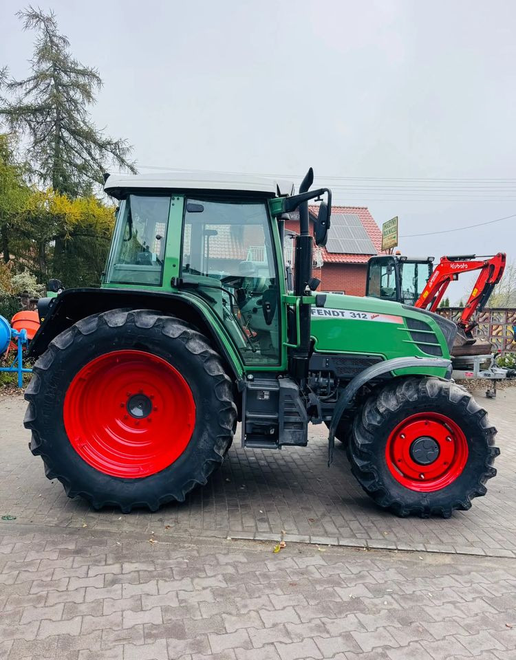 Fendt 312 Vario - Τρακτέρ: φωτογραφία 5 Fendt 312 Vario - Τρακτέρ: φωτογραφία 5