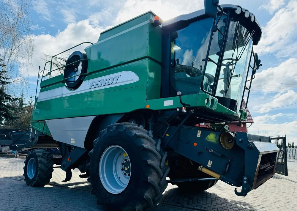 Fendt 5220E - Θεριζοαλωνιστική μηχανή: φωτογραφία 5 Fendt 5220E - Θεριζοαλωνιστική μηχανή: φωτογραφία 5