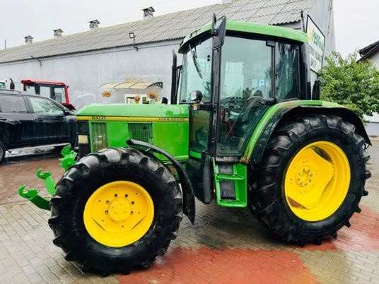 John Deere 6400 - Τρακτέρ: φωτογραφία 4 John Deere 6400 - Τρακτέρ: φωτογραφία 4