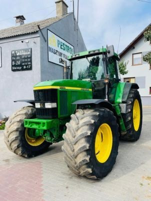 John Deere 7710 - Τρακτέρ: φωτογραφία 1 John Deere 7710 - Τρακτέρ: φωτογραφία 1