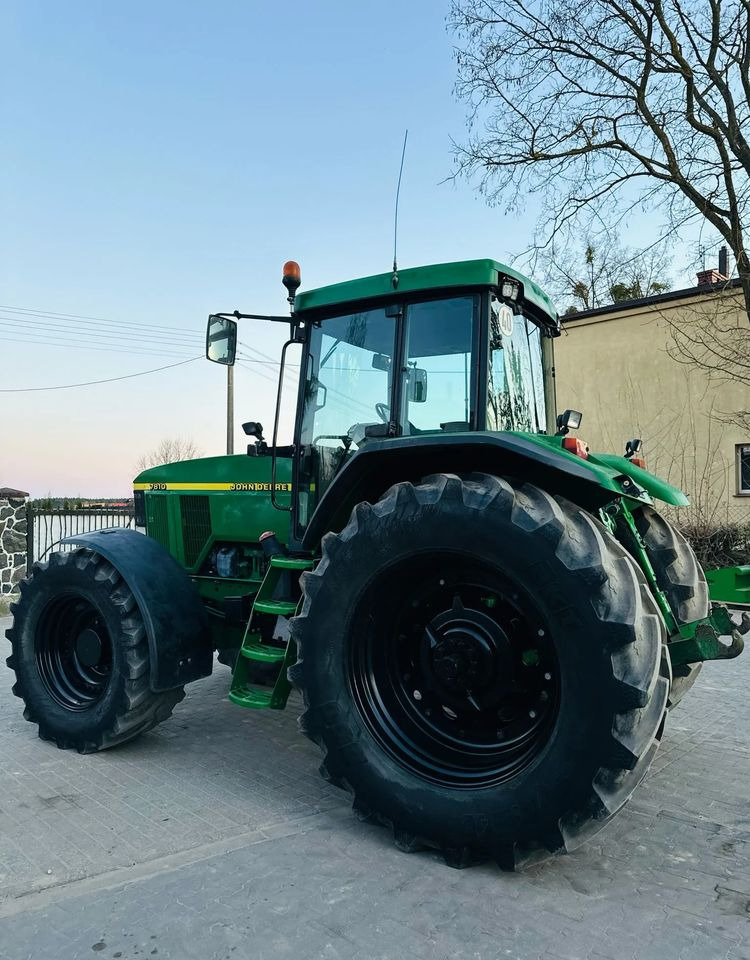 John Deere 7810 - Τρακτέρ: φωτογραφία 2 John Deere 7810 - Τρακτέρ: φωτογραφία 2
