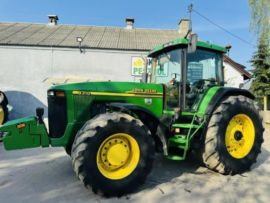 John Deere 8310 - Τρακτέρ: φωτογραφία 3 John Deere 8310 - Τρακτέρ: φωτογραφία 3