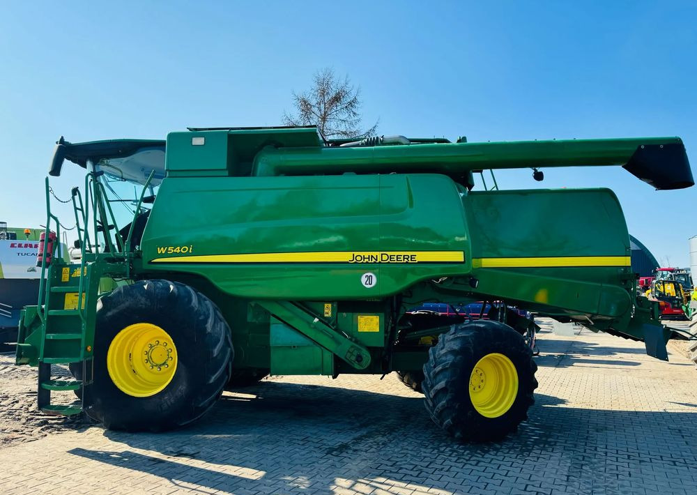 John Deere W540i - Θεριζοαλωνιστική μηχανή: φωτογραφία 2 John Deere W540i - Θεριζοαλωνιστική μηχανή: φωτογραφία 2
