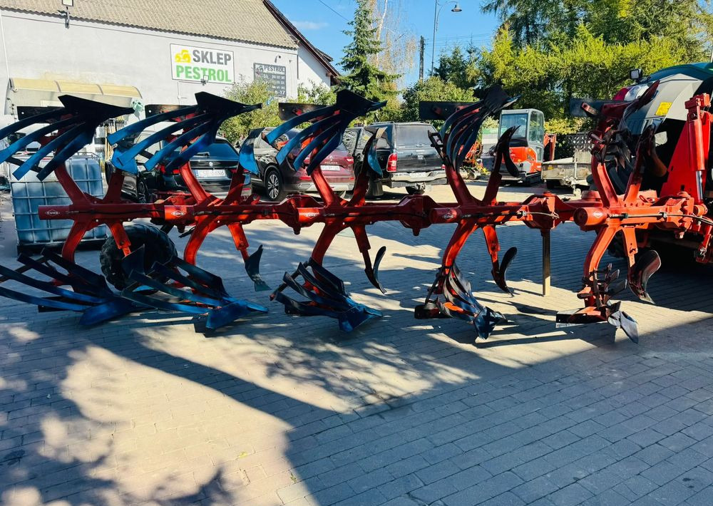 Kuhn Vari Manager 151 - Άροτρο: φωτογραφία 3 Kuhn Vari Manager 151 - Άροτρο: φωτογραφία 3