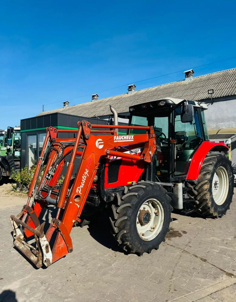 Massey Ferguson 6490 Dyna 6 - Τρακτέρ: φωτογραφία 1 Massey Ferguson 6490 Dyna 6 - Τρακτέρ: φωτογραφία 1