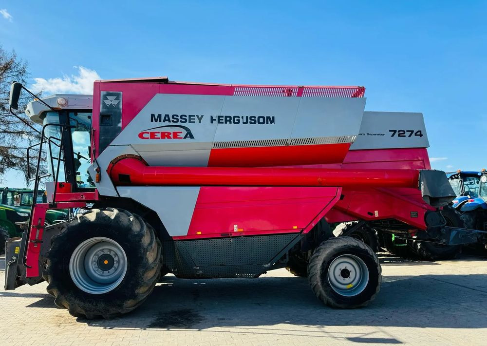 Massey Ferguson 7274 - Θεριζοαλωνιστική μηχανή: φωτογραφία 1 Massey Ferguson 7274 - Θεριζοαλωνιστική μηχανή: φωτογραφία 1