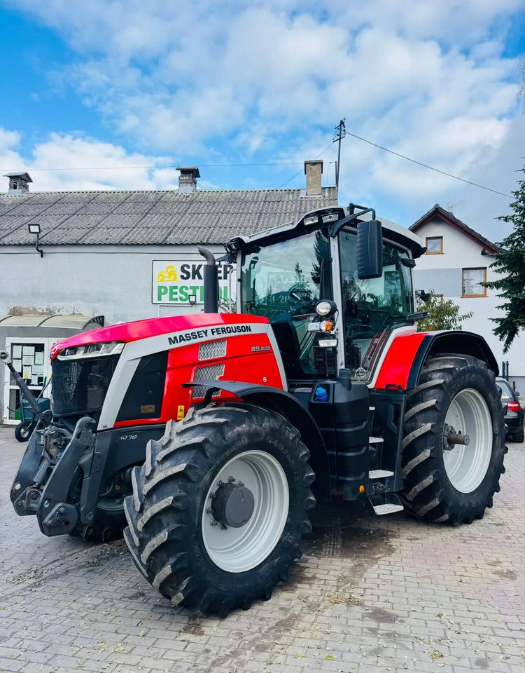 Massey Ferguson 8S.225 - Τρακτέρ: φωτογραφία 1 Massey Ferguson 8S.225 - Τρακτέρ: φωτογραφία 1
