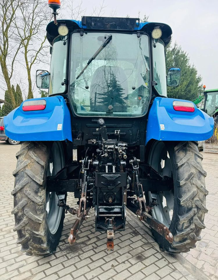 New Holland T5.115 - Τρακτέρ: φωτογραφία 4 New Holland T5.115 - Τρακτέρ: φωτογραφία 4