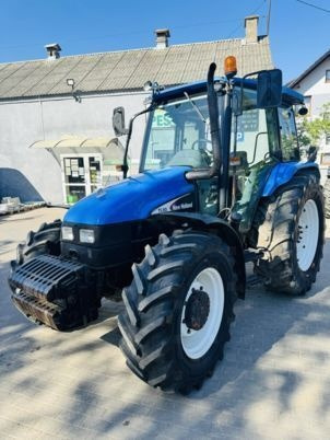 New Holland TL90 - Τρακτέρ: φωτογραφία 2 New Holland TL90 - Τρακτέρ: φωτογραφία 2