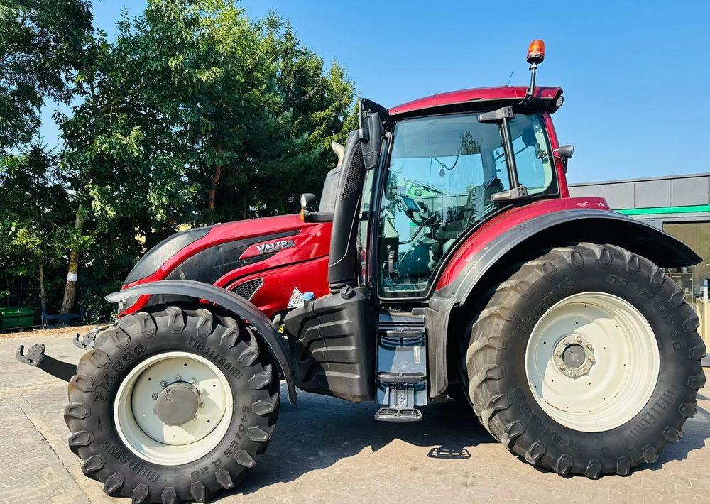 Valtra S233 - Τρακτέρ: φωτογραφία 2 Valtra S233 - Τρακτέρ: φωτογραφία 2