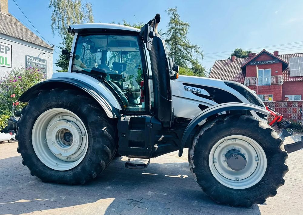 Valtra T254 Versu - Τρακτέρ: φωτογραφία 5 Valtra T254 Versu - Τρακτέρ: φωτογραφία 5