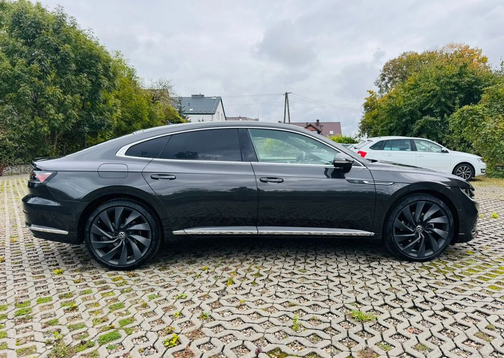 Volkswagen Arteon 2.0 TDI SCR DSG R-Line - Κουπέ αυτοκίνητο: φωτογραφία 4 Volkswagen Arteon 2.0 TDI SCR DSG R-Line - Κουπέ αυτοκίνητο: φωτογραφία 4