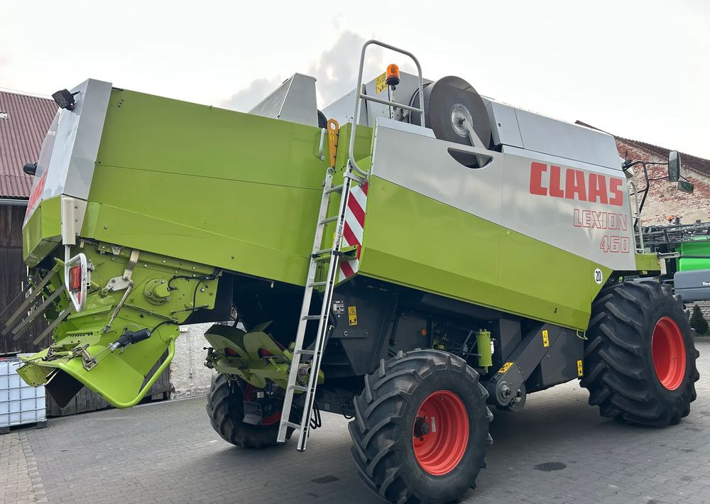Claas Lexion 460 - Θεριζοαλωνιστική μηχανή: φωτογραφία 4 Claas Lexion 460 - Θεριζοαλωνιστική μηχανή: φωτογραφία 4