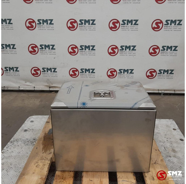 Diversen Occ RVS gereedschapskoffer 50 cm x 35 cm x 40 cm - Πλαίσιο/ Σασί για Φορτηγό: φωτογραφία 1 Diversen Occ RVS gereedschapskoffer 50 cm x 35 cm x 40 cm - Πλαίσιο/ Σασί για Φορτηγό: φωτογραφία 1