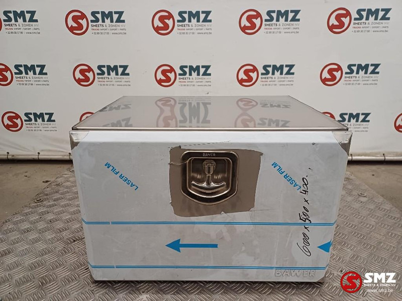 Diversen Occ RVS gereedschapskoffer 60 cm x 50 cm x 40 cm - Πλαίσιο/ Σασί για Φορτηγό: φωτογραφία 1 Diversen Occ RVS gereedschapskoffer 60 cm x 50 cm x 40 cm - Πλαίσιο/ Σασί για Φορτηγό: φωτογραφία 1