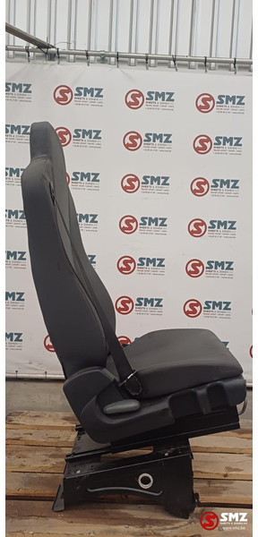 Iveco Occ bijrijdersstoel Iveco - Καμπίνα και εσωτερικό για Φορτηγό: φωτογραφία 3 Iveco Occ bijrijdersstoel Iveco - Καμπίνα και εσωτερικό για Φορτηγό: φωτογραφία 3