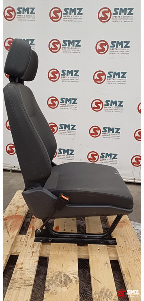 Iveco Occ centrale stoel Iveco - Καμπίνα και εσωτερικό για Φορτηγό: φωτογραφία 3 Iveco Occ centrale stoel Iveco - Καμπίνα και εσωτερικό για Φορτηγό: φωτογραφία 3