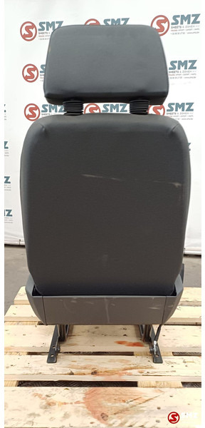 Iveco Occ centrale stoel Iveco - Καμπίνα και εσωτερικό για Φορτηγό: φωτογραφία 2 Iveco Occ centrale stoel Iveco - Καμπίνα και εσωτερικό για Φορτηγό: φωτογραφία 2