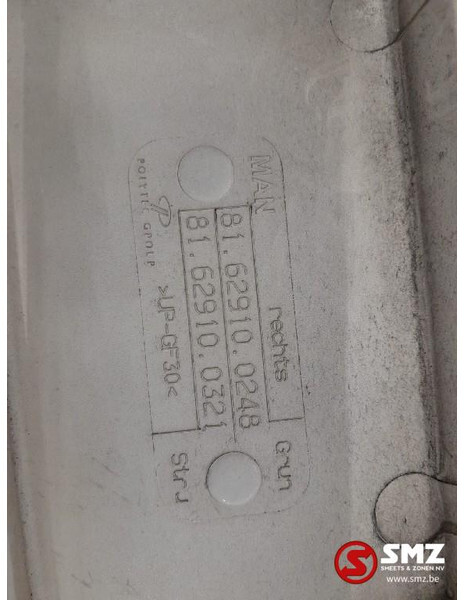 MAN Occ cabinespoiler rechtsboven MAN - Αεροδυναμική/ Αεροτομή για Φορτηγό: φωτογραφία 4 MAN Occ cabinespoiler rechtsboven MAN - Αεροδυναμική/ Αεροτομή για Φορτηγό: φωτογραφία 4