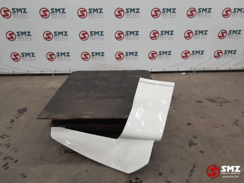 MAN Occ cabinespoiler rechtsboven MAN - Αεροδυναμική/ Αεροτομή για Φορτηγό: φωτογραφία 3 MAN Occ cabinespoiler rechtsboven MAN - Αεροδυναμική/ Αεροτομή για Φορτηγό: φωτογραφία 3