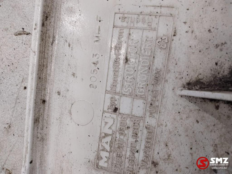 MAN Occ spatbord vooraan rechts MAN - Αμάξωμα και εξωτερικό για Φορτηγό: φωτογραφία 3 MAN Occ spatbord vooraan rechts MAN - Αμάξωμα και εξωτερικό για Φορτηγό: φωτογραφία 3