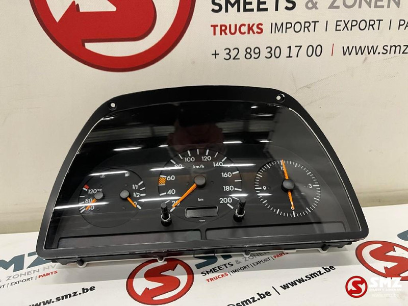 Mercedes-Benz Instrumentenpaneel mercedes vito a0005428401 - Ταμπλό αυτοκινήτου για Αυτοκίνητο: φωτογραφία 1 Mercedes-Benz Instrumentenpaneel mercedes vito a0005428401 - Ταμπλό αυτοκινήτου για Αυτοκίνητο: φωτογραφία 1