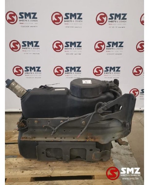 Mercedes-Benz Occ AdBlue tank 25L Mercedes Atego 1224L - Μονάδα ρεζερβουάρ AdBlue για Φορτηγό: φωτογραφία 2 Mercedes-Benz Occ AdBlue tank 25L Mercedes Atego 1224L - Μονάδα ρεζερβουάρ AdBlue για Φορτηγό: φωτογραφία 2