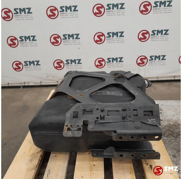 Mercedes-Benz Occ AdBluetank 60L + AdBlueniveausensor Mercedes - Σύστημα καυσίμου για Φορτηγό: φωτογραφία 5 Mercedes-Benz Occ AdBluetank 60L + AdBlueniveausensor Mercedes - Σύστημα καυσίμου για Φορτηγό: φωτογραφία 5