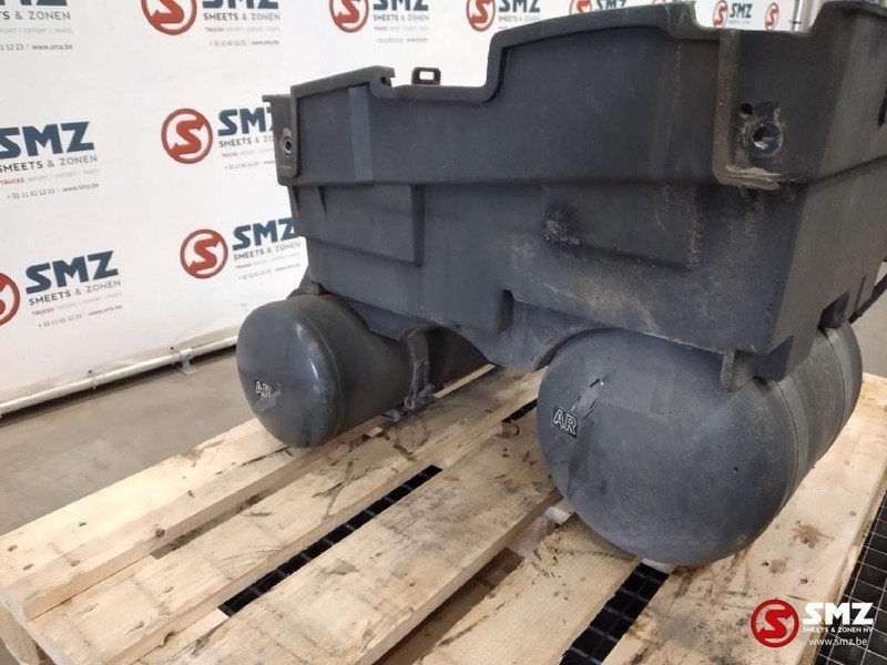 Mercedes-Benz Occ batterijbak met luchtketels Actros MP4 - Συσσωρευτής, Εξαρτήματα φρένων για Φορτηγό: φωτογραφία 4 Mercedes-Benz Occ batterijbak met luchtketels Actros MP4 - Συσσωρευτής, Εξαρτήματα φρένων για Φορτηγό: φωτογραφία 4