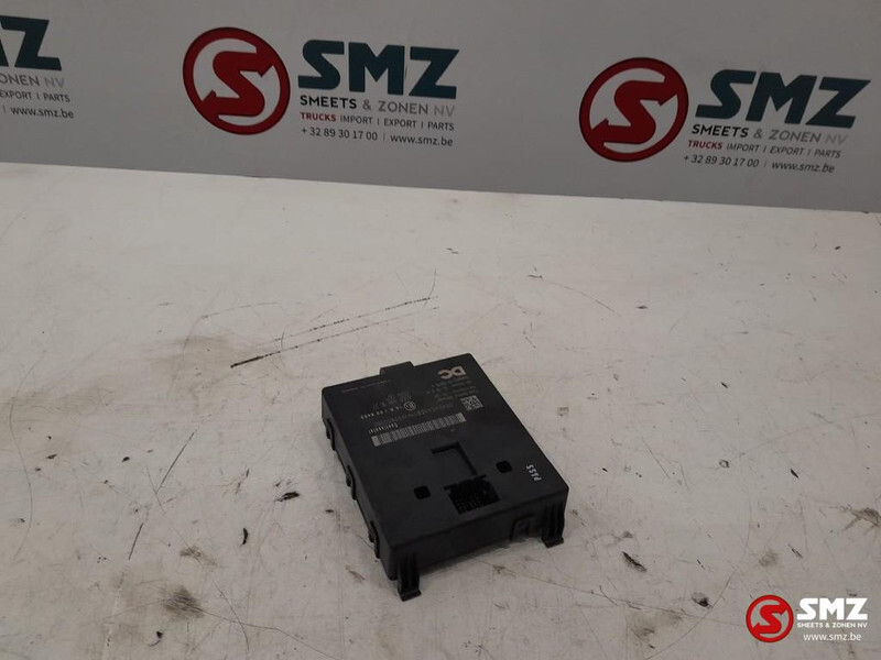 Mercedes-Benz Occ besturingseenheid Mercedes Actros MP4 A0004461 - Ηλεκτρονική μονάδα ελέγχου για Φορτηγό: φωτογραφία 2 Mercedes-Benz Occ besturingseenheid Mercedes Actros MP4 A0004461 - Ηλεκτρονική μονάδα ελέγχου για Φορτηγό: φωτογραφία 2