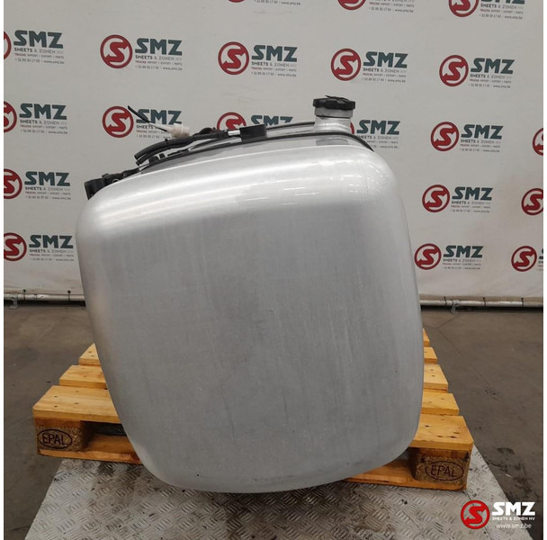 Mercedes-Benz Occ brandstoftank 630L + brandstofniveausensor Mer - Ρεζερβουάρ καυσίμου για Φορτηγό: φωτογραφία 4 Mercedes-Benz Occ brandstoftank 630L + brandstofniveausensor Mer - Ρεζερβουάρ καυσίμου για Φορτηγό: φωτογραφία 4