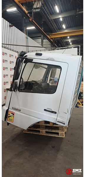 Mercedes-Benz Occ cabine Mercedes - Καμπίνα και εσωτερικό για Φορτηγό: φωτογραφία 5 Mercedes-Benz Occ cabine Mercedes - Καμπίνα και εσωτερικό για Φορτηγό: φωτογραφία 5