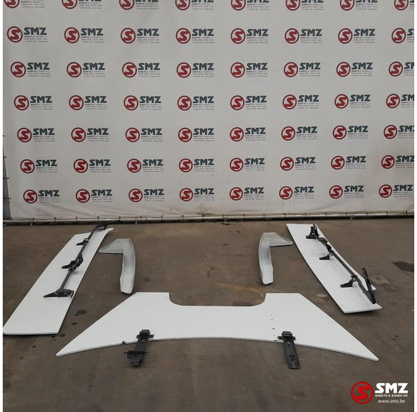 Mercedes-Benz Occ cabinespoilerset Mercedes Actros mp2/3 - Αεροδυναμική/ Αεροτομή για Φορτηγό: φωτογραφία 2 Mercedes-Benz Occ cabinespoilerset Mercedes Actros mp2/3 - Αεροδυναμική/ Αεροτομή για Φορτηγό: φωτογραφία 2