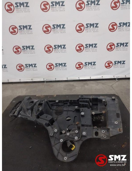 Mercedes-Benz Occ koplampdrager rechts Mercedes - Προβολέας για Φορτηγό: φωτογραφία 1 Mercedes-Benz Occ koplampdrager rechts Mercedes - Προβολέας για Φορτηγό: φωτογραφία 1