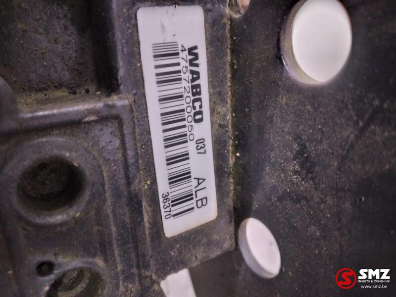 Mercedes-Benz Occ remkrachtregelaar + ABS magneetventiel vooras - Ανταλλακτικό για Φορτηγό: φωτογραφία 3 Mercedes-Benz Occ remkrachtregelaar + ABS magneetventiel vooras - Ανταλλακτικό για Φορτηγό: φωτογραφία 3