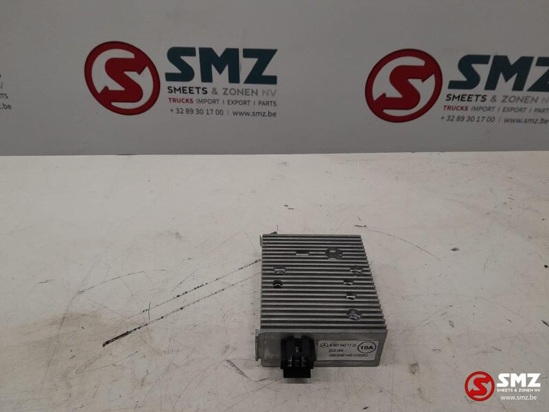 Mercedes-Benz Occ spanningsregeleenheid Mercedes Actros MP4 A001 - Ηλεκτρονική μονάδα ελέγχου για Φορτηγό: φωτογραφία 2 Mercedes-Benz Occ spanningsregeleenheid Mercedes Actros MP4 A001 - Ηλεκτρονική μονάδα ελέγχου για Φορτηγό: φωτογραφία 2