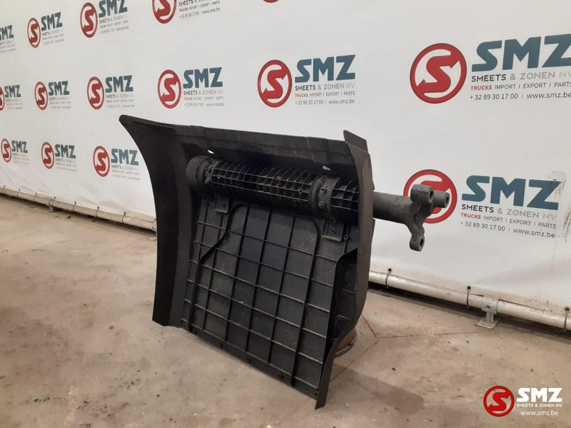 Mercedes-Benz Occ spatbord met steun side skirt links achter - Αμάξωμα και εξωτερικό για Φορτηγό: φωτογραφία 2 Mercedes-Benz Occ spatbord met steun side skirt links achter - Αμάξωμα και εξωτερικό για Φορτηγό: φωτογραφία 2