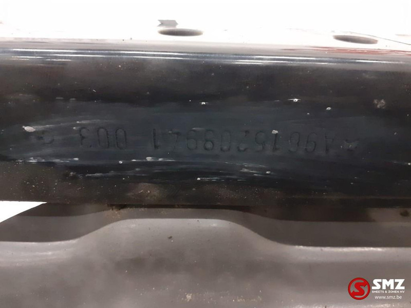 Mercedes-Benz Occ spatbordsteun rechtsvoor met sideskirtsteun Me - Αμάξωμα και εξωτερικό για Φορτηγό: φωτογραφία 4 Mercedes-Benz Occ spatbordsteun rechtsvoor met sideskirtsteun Me - Αμάξωμα και εξωτερικό για Φορτηγό: φωτογραφία 4