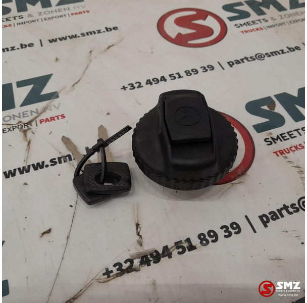 Mercedes-Benz Tankdop met sleutel Mercedes - Σύστημα καυσίμου για Φορτηγό: φωτογραφία 1 Mercedes-Benz Tankdop met sleutel Mercedes - Σύστημα καυσίμου για Φορτηγό: φωτογραφία 1