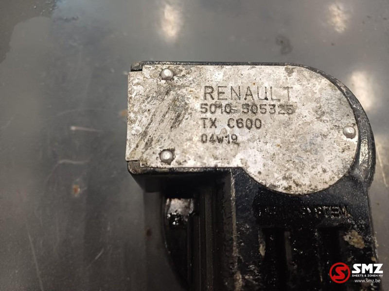 Renault Occ brandstoftank 600L Renault - Ρεζερβουάρ καυσίμου για Φορτηγό: φωτογραφία 5 Renault Occ brandstoftank 600L Renault - Ρεζερβουάρ καυσίμου για Φορτηγό: φωτογραφία 5