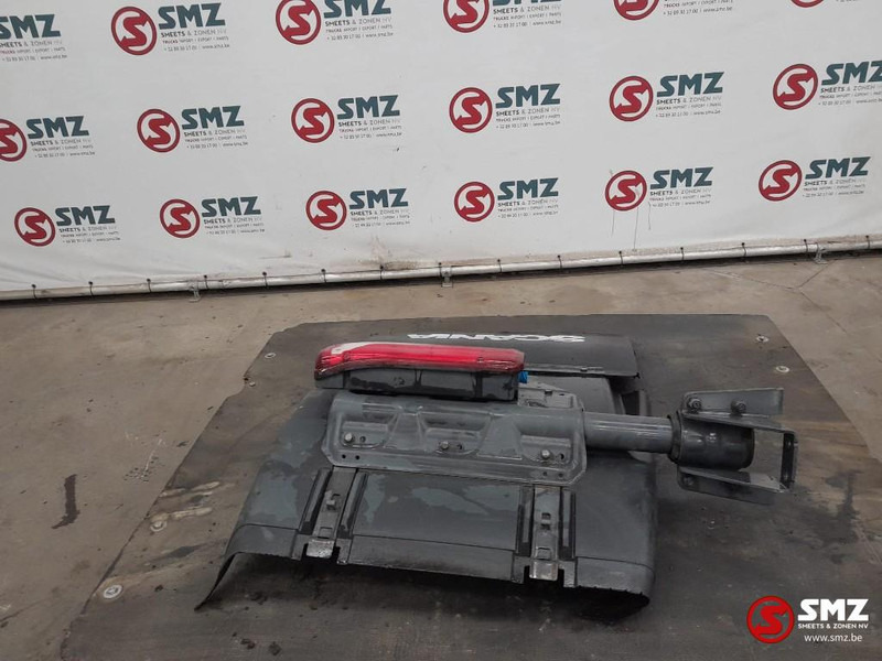 Scania Occ spatbord met steun rechtsachteraan Scania - Αμάξωμα και εξωτερικό για Φορτηγό: φωτογραφία 2 Scania Occ spatbord met steun rechtsachteraan Scania - Αμάξωμα και εξωτερικό για Φορτηγό: φωτογραφία 2