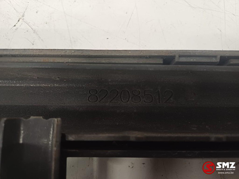 Volvo Occ radiatorgrille Volvo - Μάσκα ψυγείου για Φορτηγό: φωτογραφία 3 Volvo Occ radiatorgrille Volvo - Μάσκα ψυγείου για Φορτηγό: φωτογραφία 3