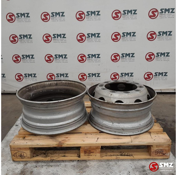 Volvo Occ set van 2 velgen 22.5x9.00 Volvo - Ζάντα για Φορτηγό: φωτογραφία 2 Volvo Occ set van 2 velgen 22.5x9.00 Volvo - Ζάντα για Φορτηγό: φωτογραφία 2