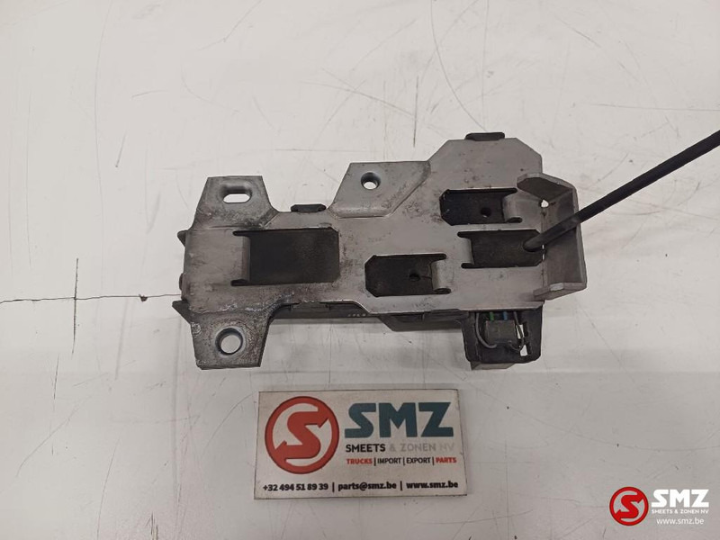 Volvo Occ slotkit grille Volvo - Μάσκα ψυγείου για Φορτηγό: φωτογραφία 2 Volvo Occ slotkit grille Volvo - Μάσκα ψυγείου για Φορτηγό: φωτογραφία 2