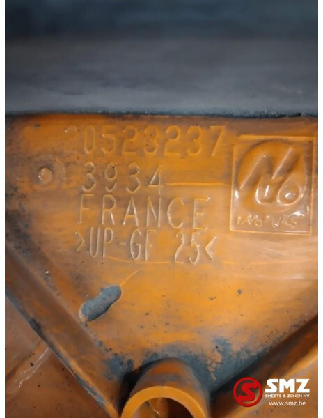 Volvo Occ voorgrille Volvo - Μάσκα ψυγείου για Φορτηγό: φωτογραφία 3 Volvo Occ voorgrille Volvo - Μάσκα ψυγείου για Φορτηγό: φωτογραφία 3