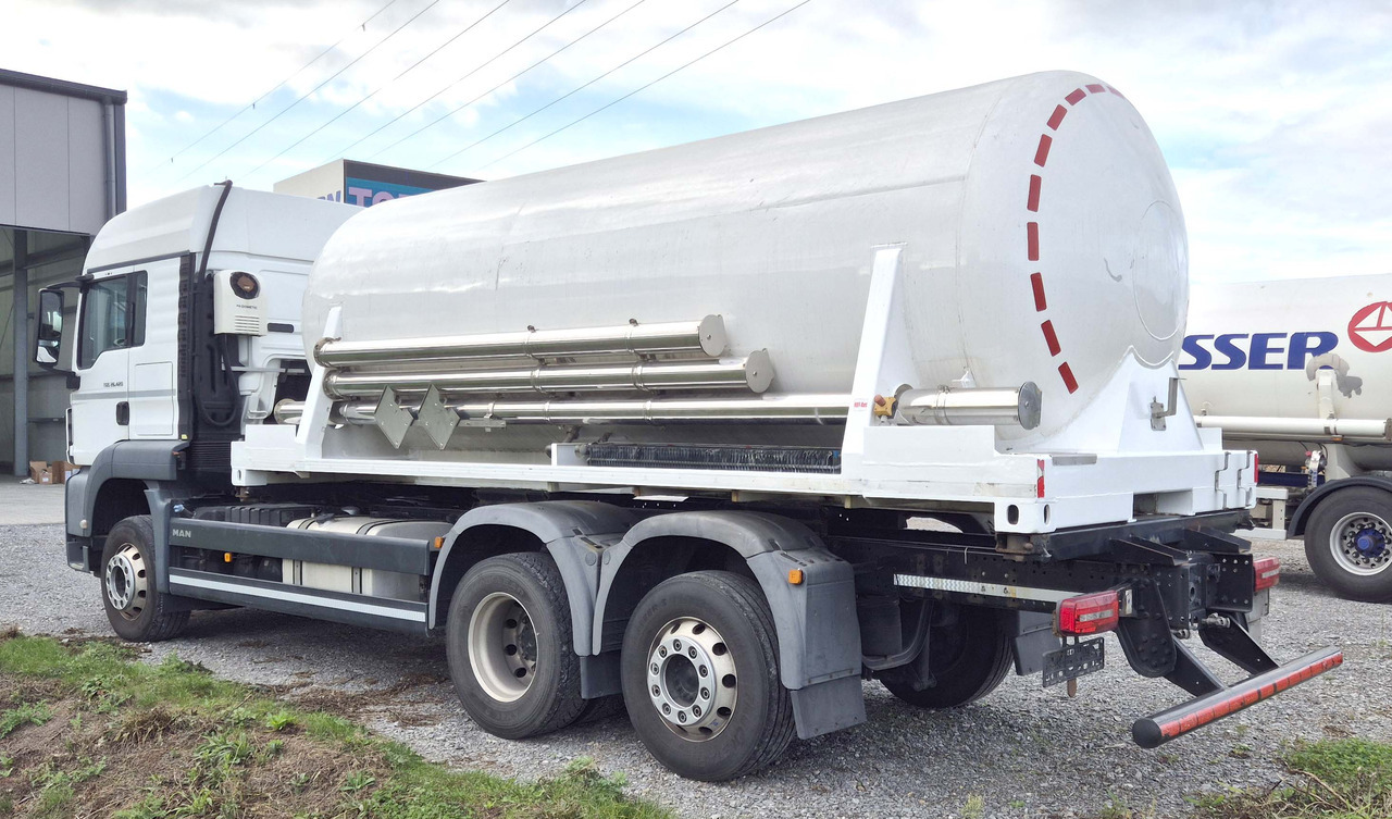 MAN Tank gas truck cryogenic used for oxygen, nitrogen, argon, LIN, LOX, LAR - Φορτηγό βυτιοφόρο: φωτογραφία 4 MAN Tank gas truck cryogenic used for oxygen, nitrogen, argon, LIN, LOX, LAR - Φορτηγό βυτιοφόρο: φωτογραφία 4