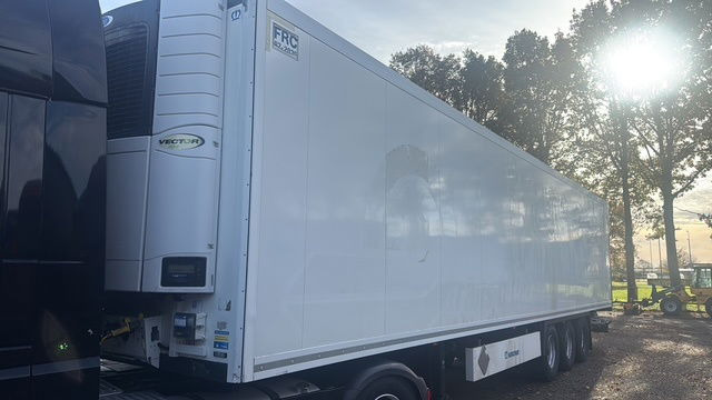 Krone Vector 1950 - Επικαθήμενο ψυγείο: φωτογραφία 1 Krone Vector 1950 - Επικαθήμενο ψυγείο: φωτογραφία 1